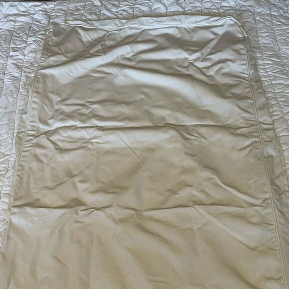 Pottery Barn Torrey Square Arm Outdoor Sofa Cushion Cover (86") - Picture 6 of 12